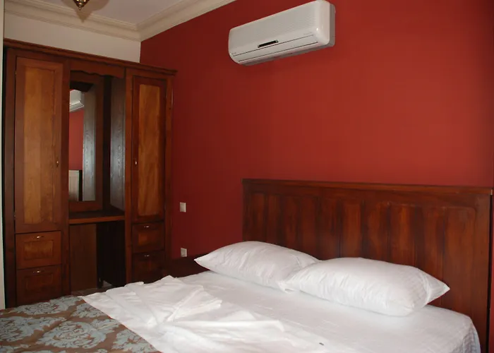 Aparthotel Dores 4*