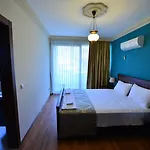 Dores Aparthotel 4*
