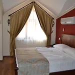 Dores Aparthotel