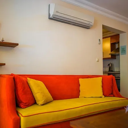 Dores Apartahotel 4*