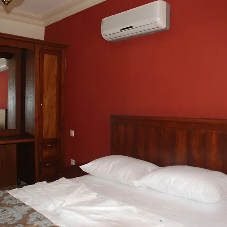 Apartahotel Dores 4*