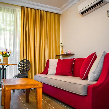 Dores Apartahotel 4*