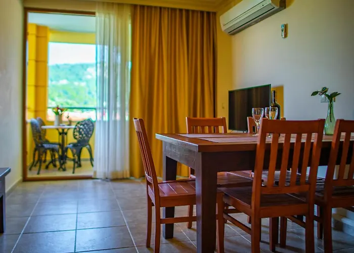 Apartahotel Dores 4*